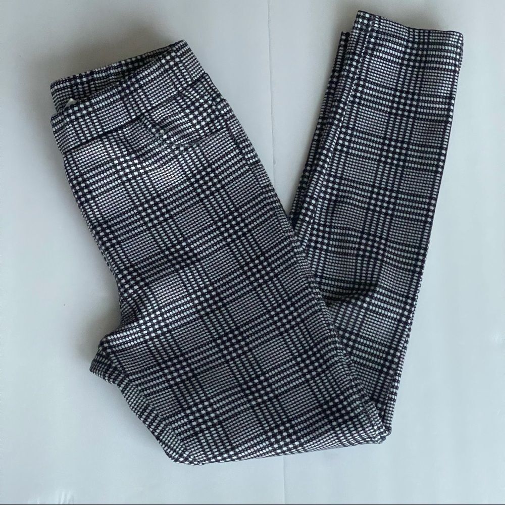 𝅺PLAID Black and White leggings by Aqua Bloomingdales Big Girl’s Medium 
